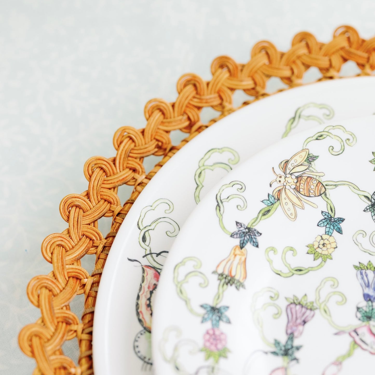 BRAIDED RATTAN PLACEMAT