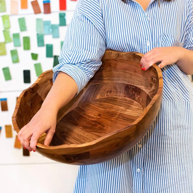 LARGE RUFFLED WOODEN SALAD BOWL