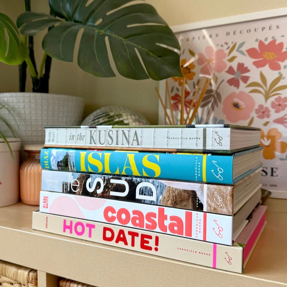 CHRONICLE BOOKS