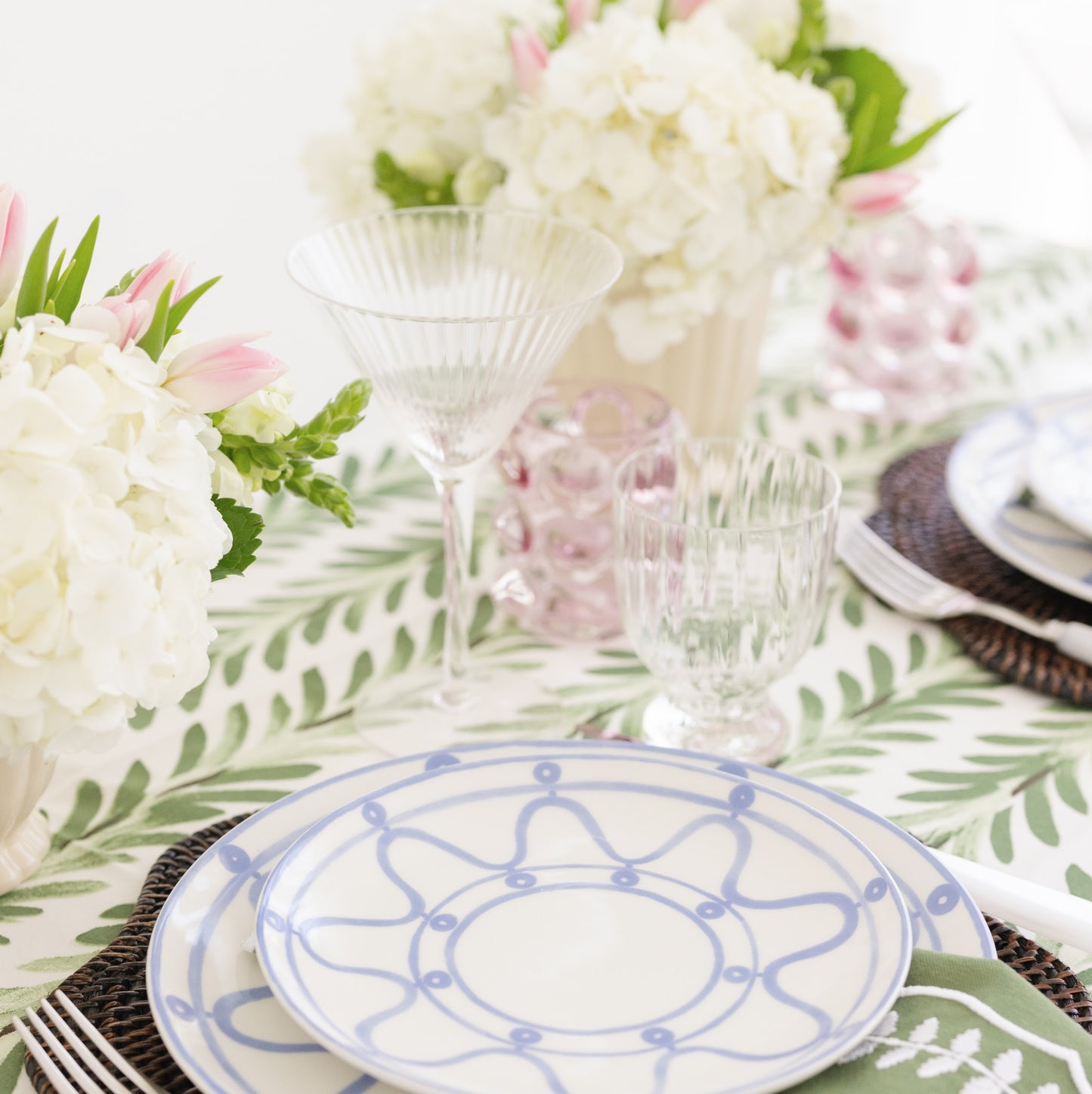 JAMES MARTINI GLASS (SET OF 6)
