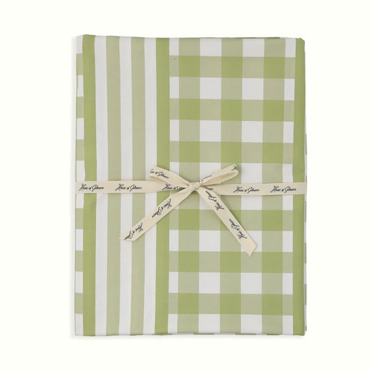 GREEN GINGHAM TABLECLOTH