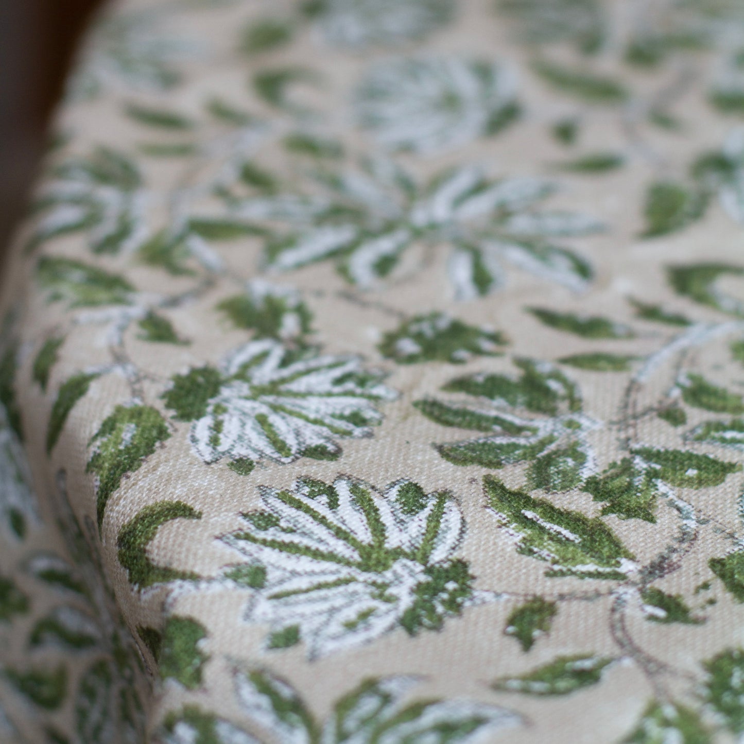 WOVEN FLORAL TABLECLOTH, GREEN