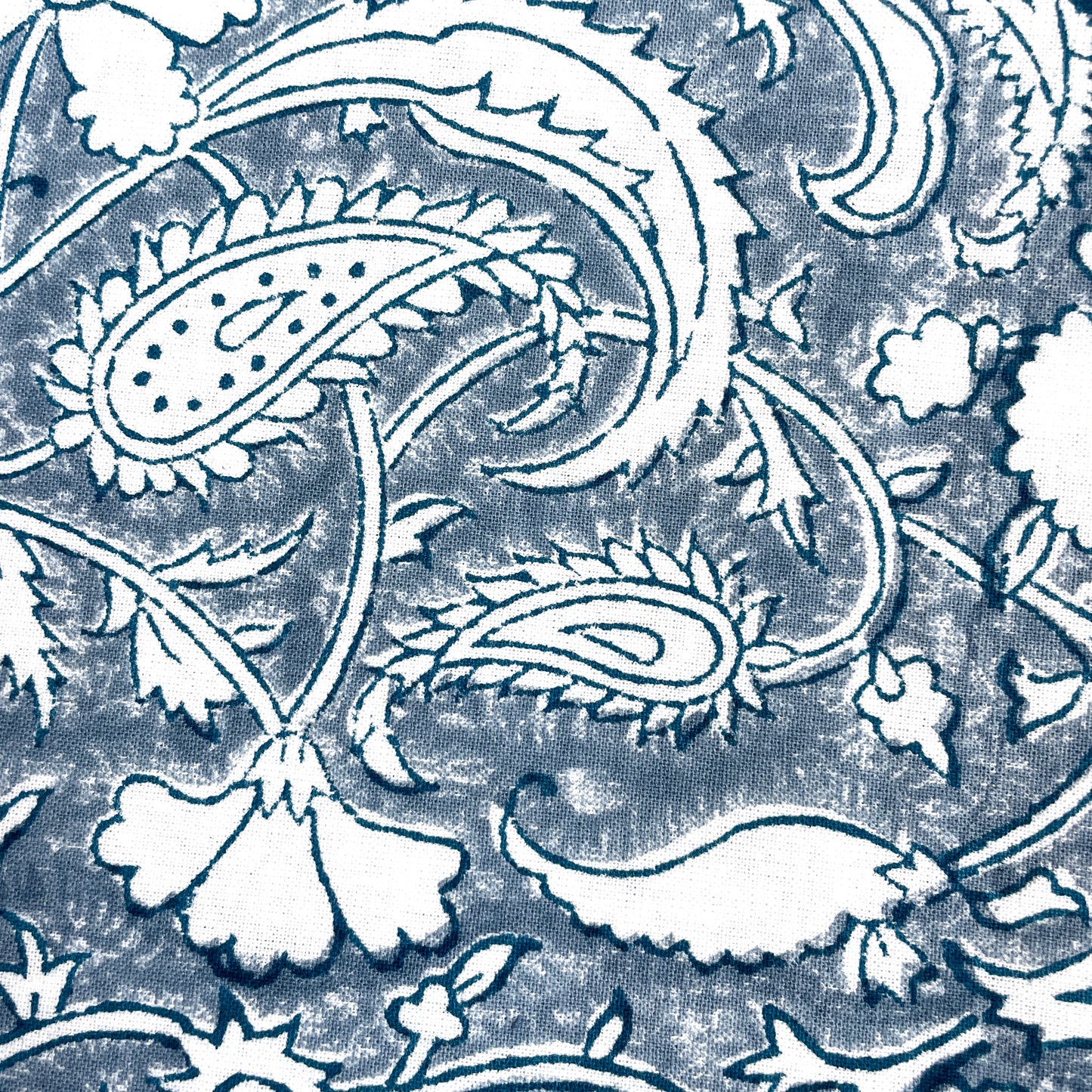 BLUE PAISLEY TABLECLOTH