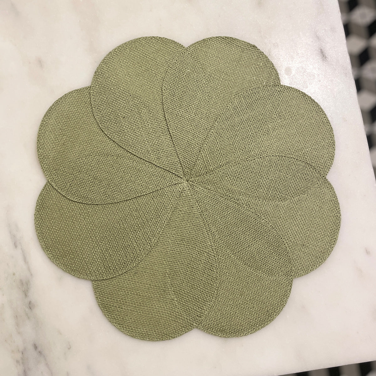 WOVEN GREEN PLACEMAT