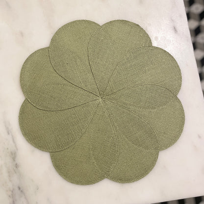 WOVEN GREEN PLACEMAT