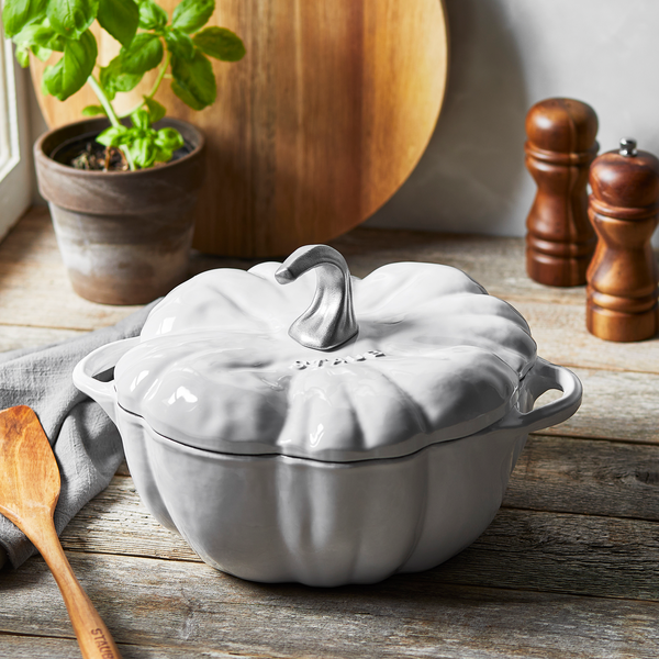 CAST IRON PUMPKIN COCOTTE